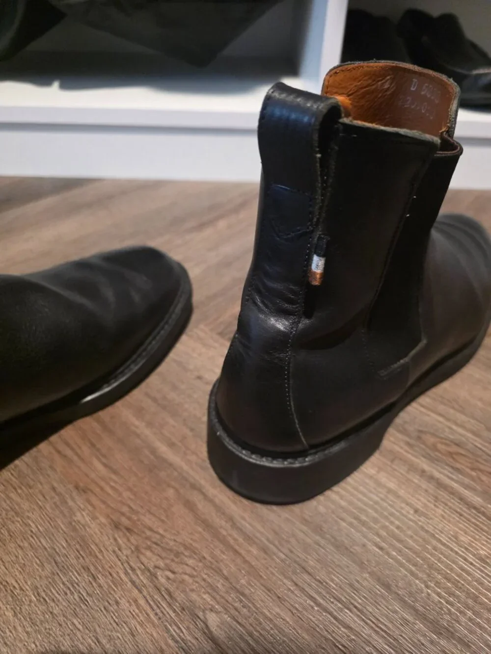 Allen Edmonds Chelsea Boots